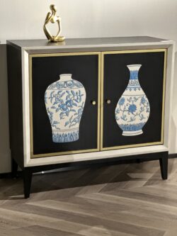 Commode antique