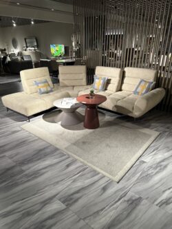 Salon L T